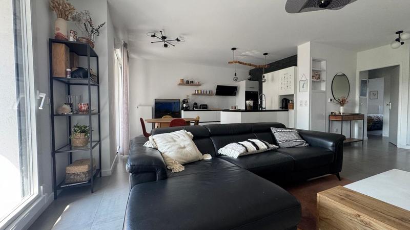 Appartement - 70 m² - 3 pièces