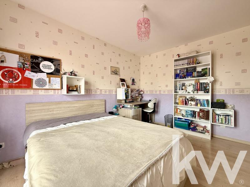 Pavillon - 187 m² - 6 pièces