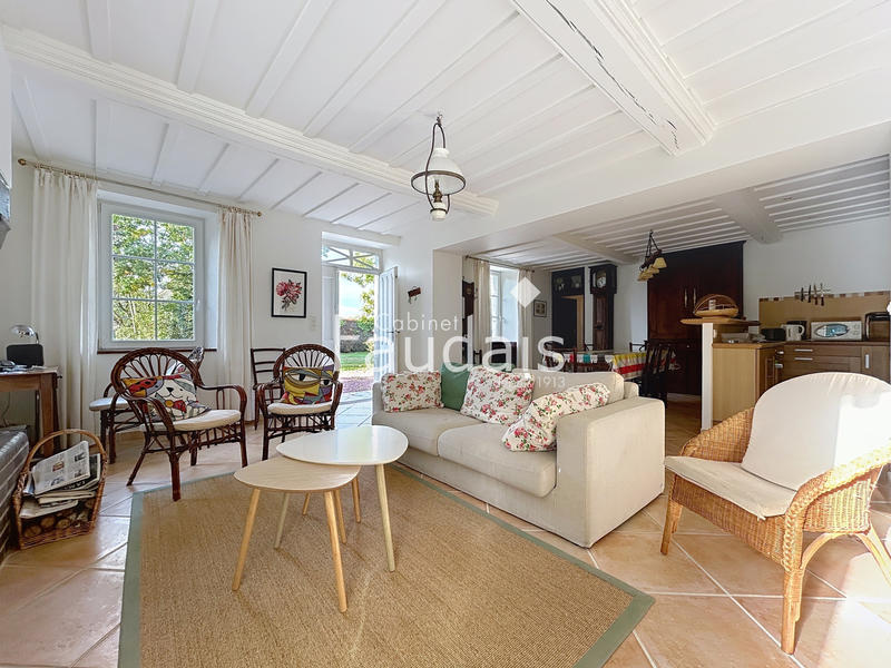 Maison - 149 m² - 7 pièces