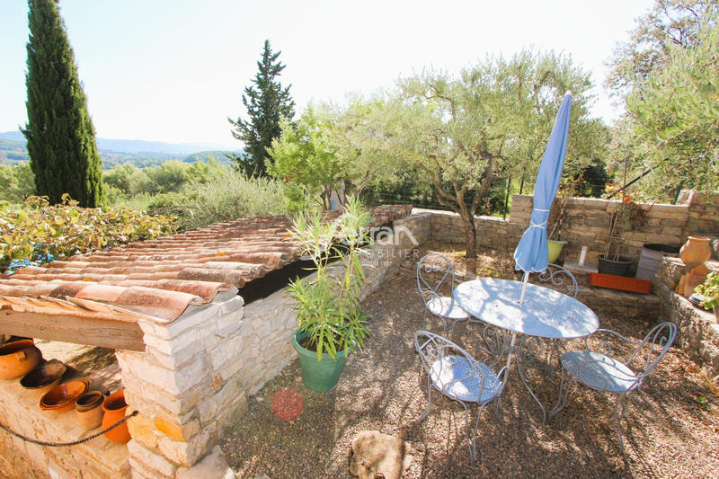 Maison - 206 m² - 6 pièces