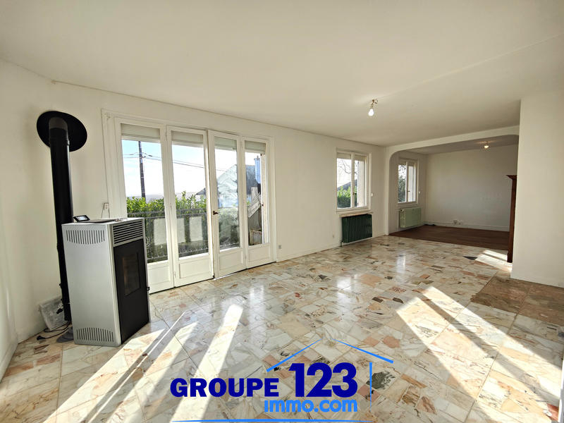 Maison - 111 m² - 6 pièces