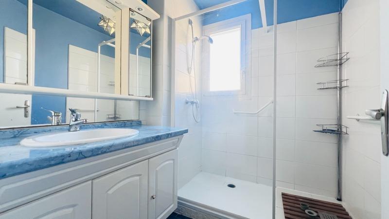 Appartement - 80 m² - 4 pièces