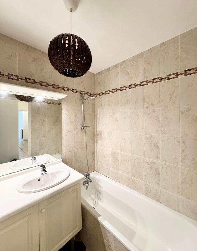 Appartement - 79 m² - 4 pièces