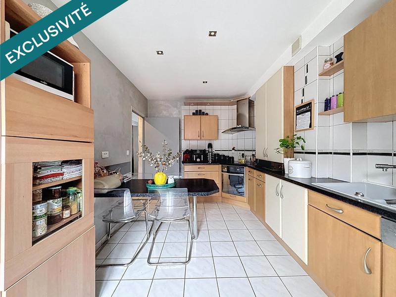 Appartement - 107 m² - 5 pièces