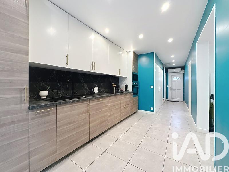 Maison - 80 m² - 5 pièces