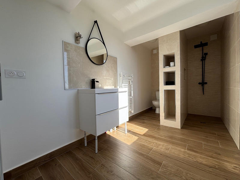 Maison - 180 m² - 4 pièces