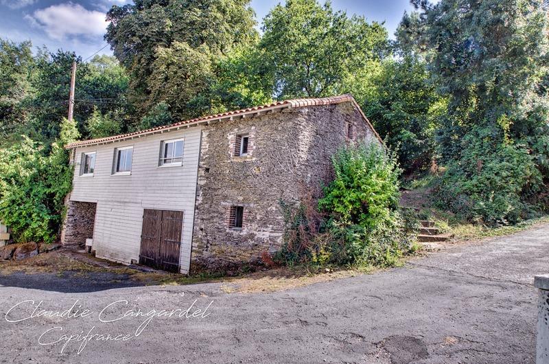 Maison - 144 m² - 8 pièces