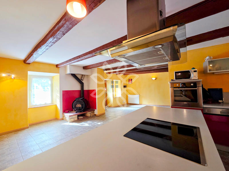 Maison - 146 m² - 5 pièces