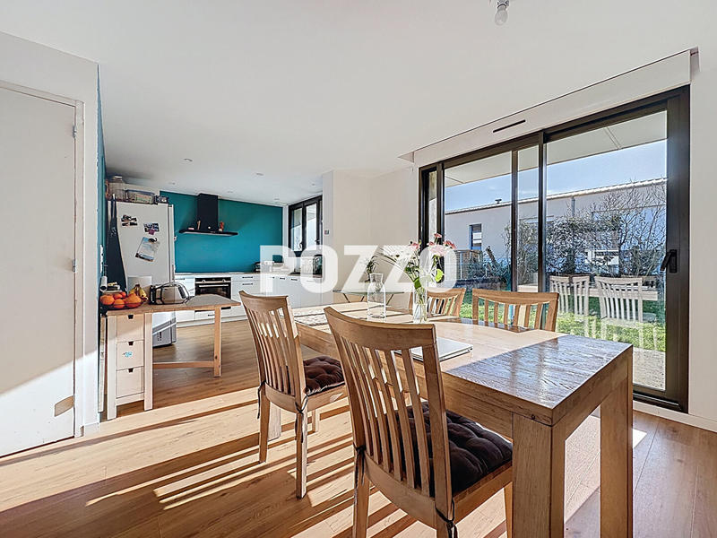 Maison - 89 m² - 6 pièces