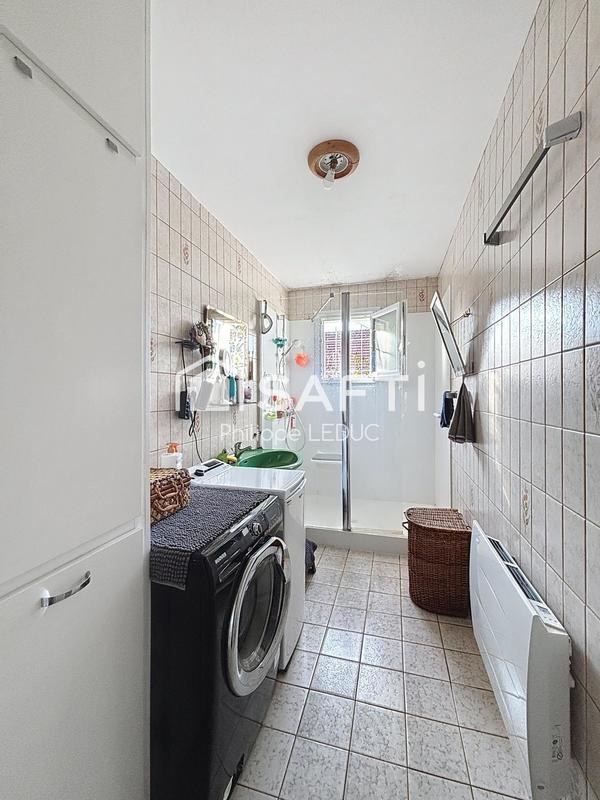 Maison - 144 m² - 9 pièces