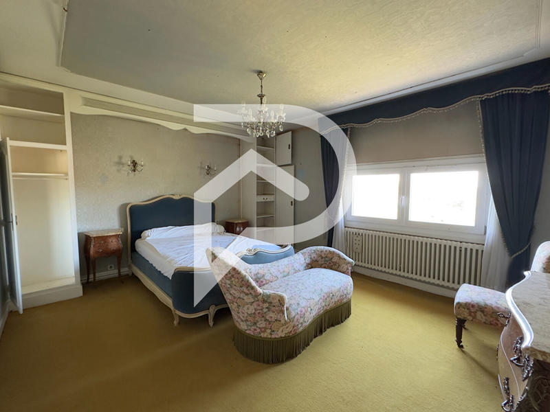 Maison - 141 m² - 5 pièces