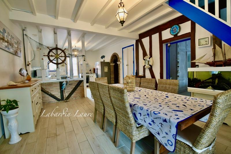 Maison - 155 m² - 6 pièces