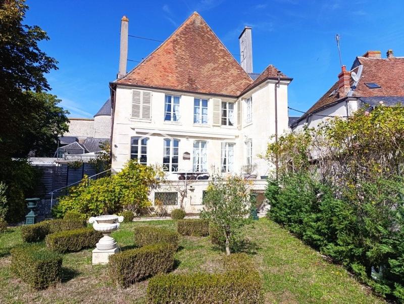 Maison - 164 m² - 5 pièces