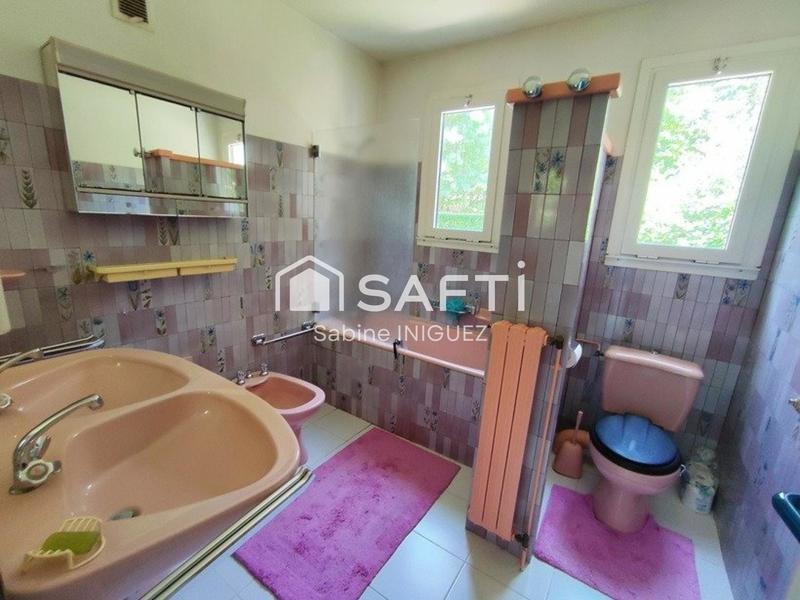 Maison - 299 m² - 8 pièces