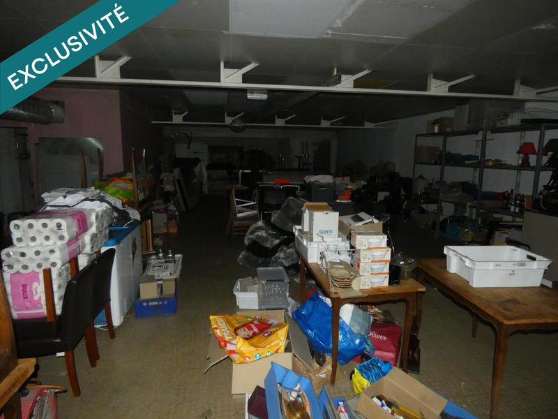 Local commercial - 2 200 m² - 8 pièces