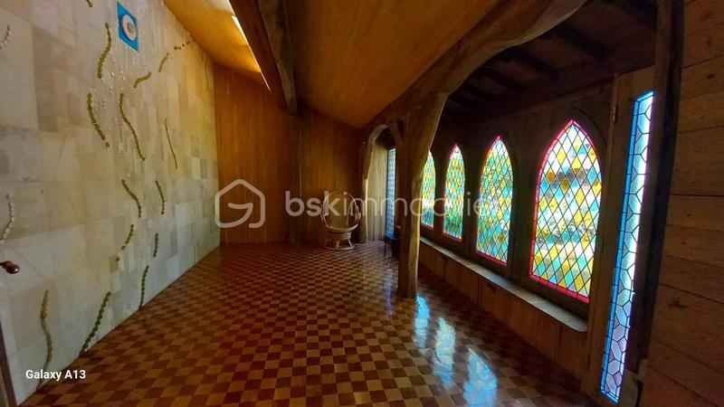 Demeure - 310 m² - 8 pièces