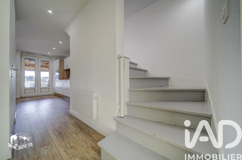 Maison - 82 m² - 5 pièces