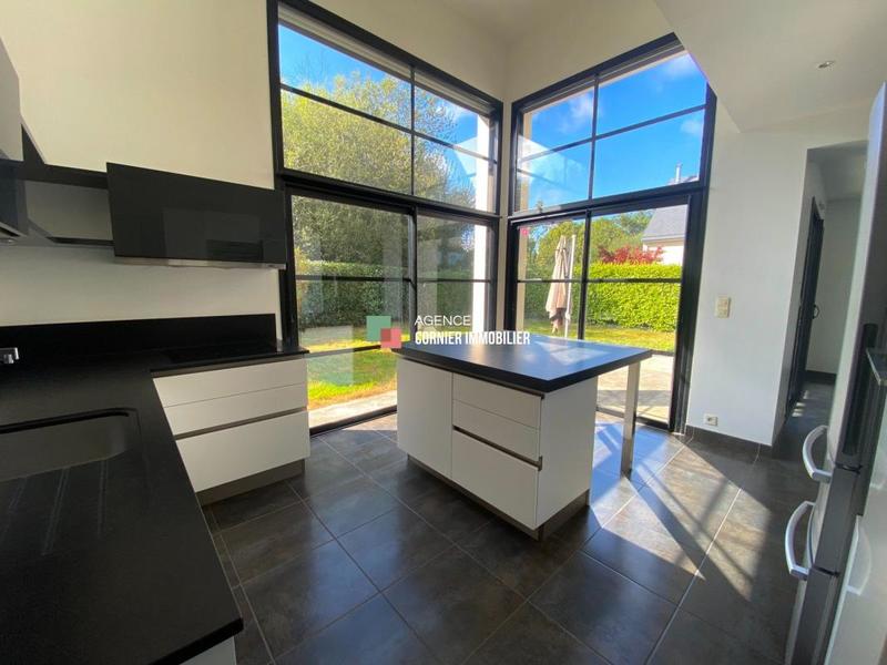 Maison - 152 m² - 6 pièces