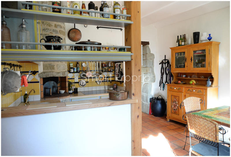 Propriété - 320 m² - 10 pièces