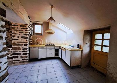 Maison en pierre - 98 m² - 4 pièces