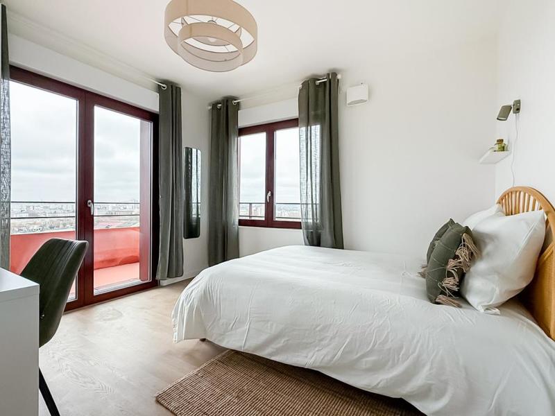 Chambre - 10 m² - 1 pièce