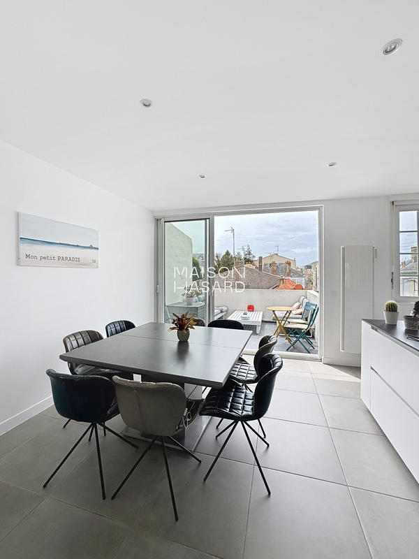 Maison - 146 m² - 6 pièces