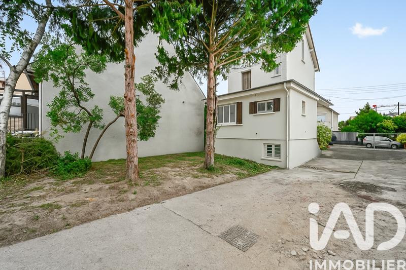 Maison - 81 m² - 4 pièces