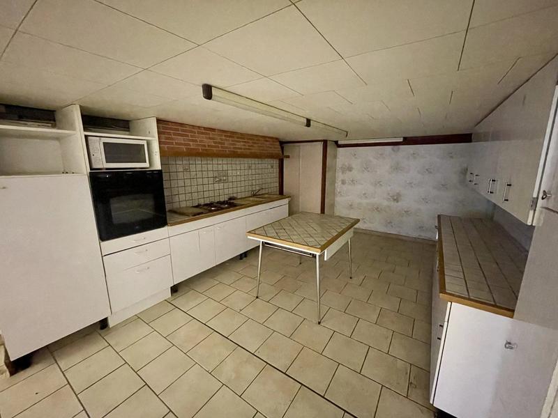 Maison - 180 m² - 5 pièces