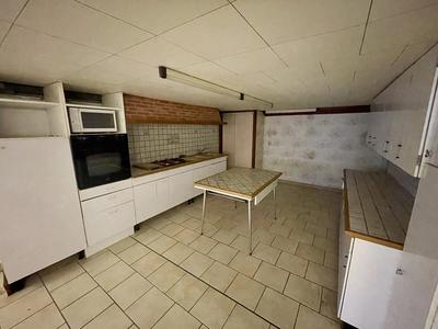 Maison - 180 m² - 5 pièces