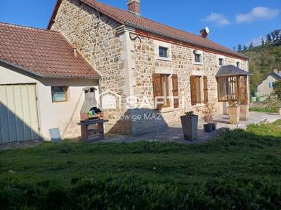 Maison - 97 m² - 4 pièces