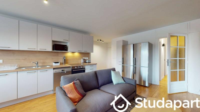 Chambre - 10 m² - 1 pièce