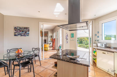 Maison - 196 m² - 7 pièces