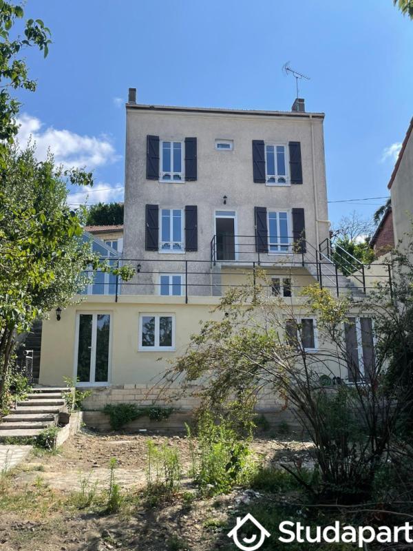 Chambre - 17 m² - 1 pièce