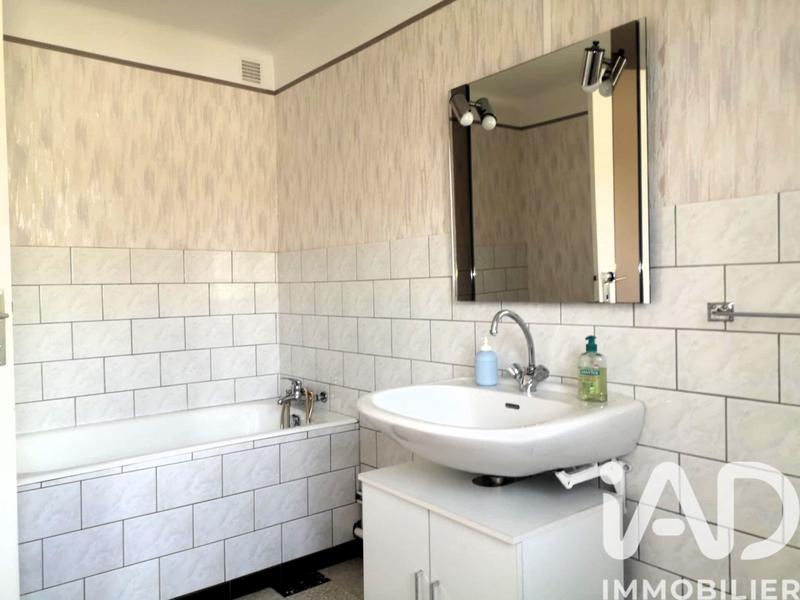 Maison - 143 m² - 6 pièces