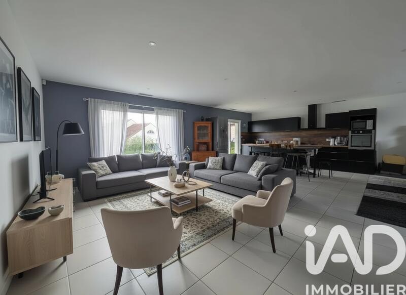 Maison - 108 m² - 5 pièces