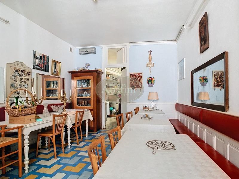 Immeuble - 200 m² - 12 pièces