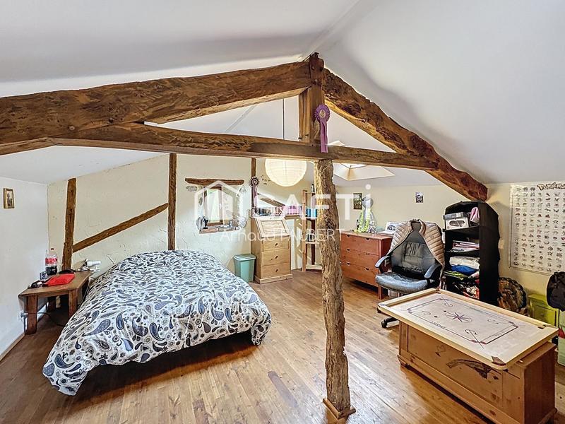 Maison - 210 m² - 6 pièces