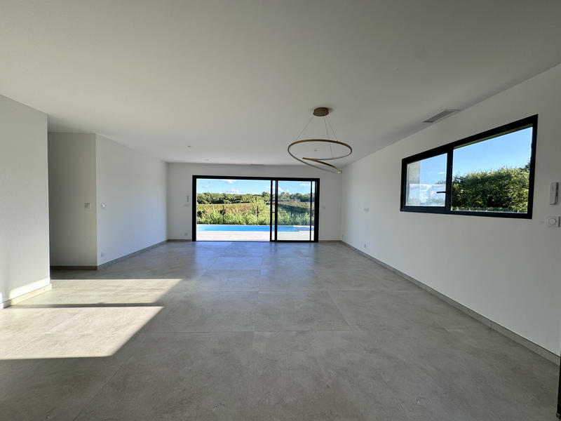 Villa - 150 m² - 6 pièces