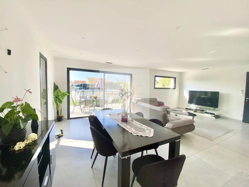 Maison - 119 m² - 7 pièces