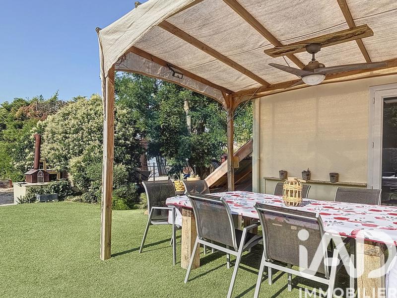 Maison - 250 m² - 6 pièces