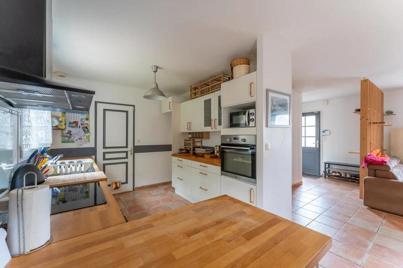 Maison - 96 m² - 5 pièces