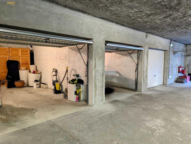 Appartement - 96 m² - 3 pièces