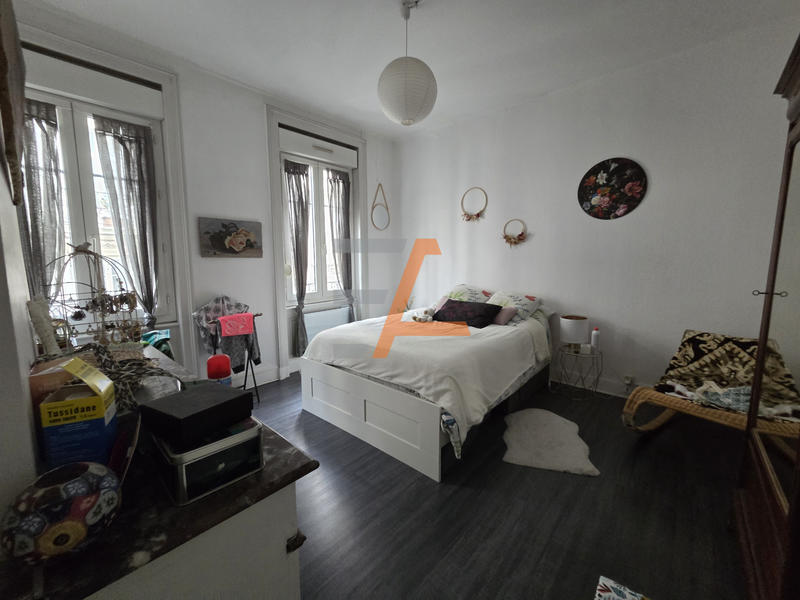 Appartement - 86 m² - 4 pièces