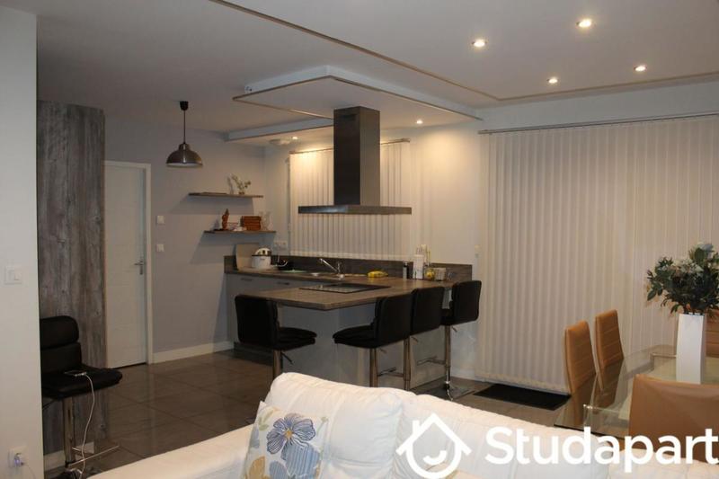 Chambre - 13 m² - 1 pièce