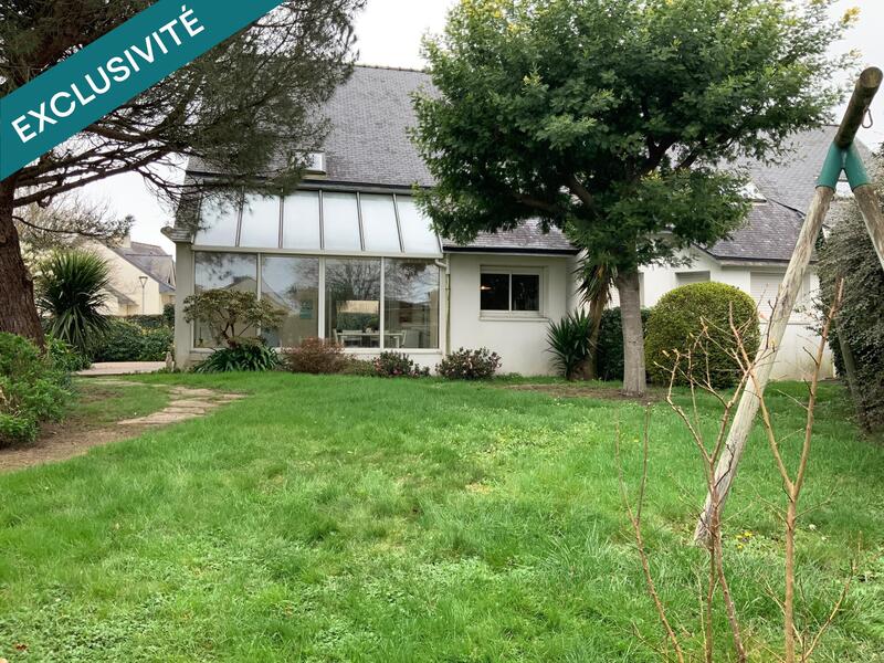 Maison - 230 m² - 9 pièces