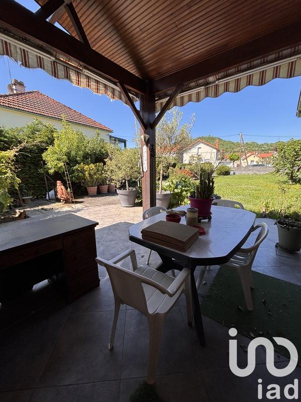 Maison - 95 m² - 5 pièces