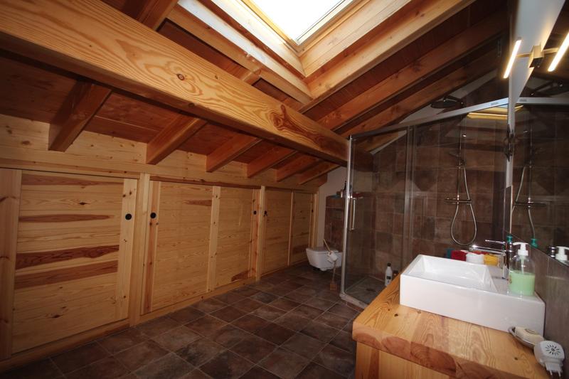 Maison - 400 m² - 7 pièces