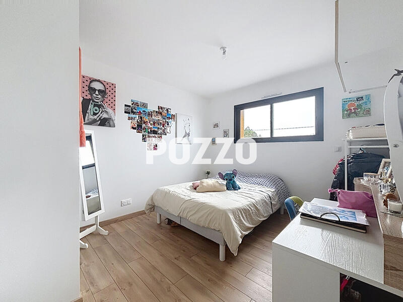 Maison - 172 m² - 5 pièces