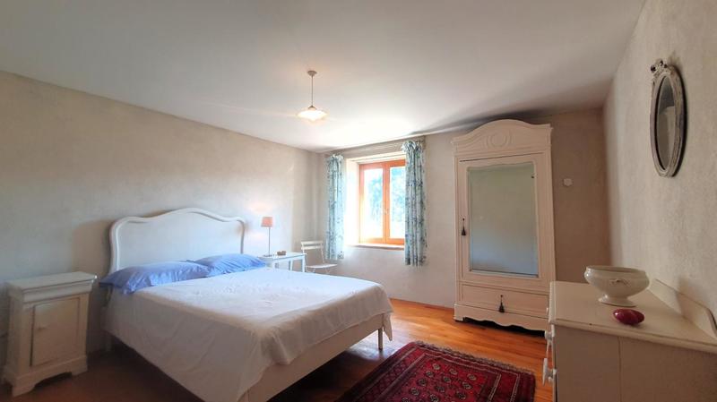 Demeure - 287 m² - 7 pièces