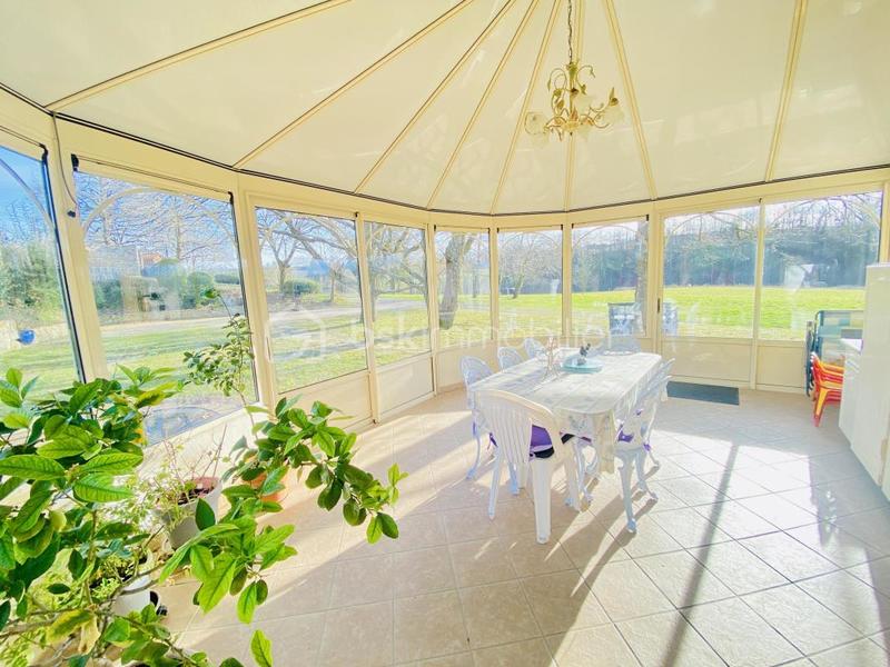 Propriété - 146 m² - 6 pièces